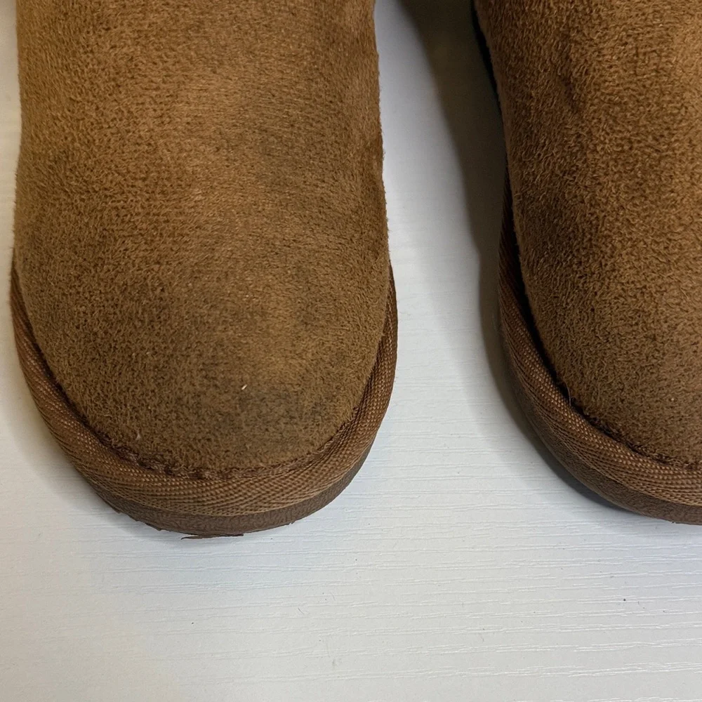 Lamo Brown Kids Boots with Cozy Lining